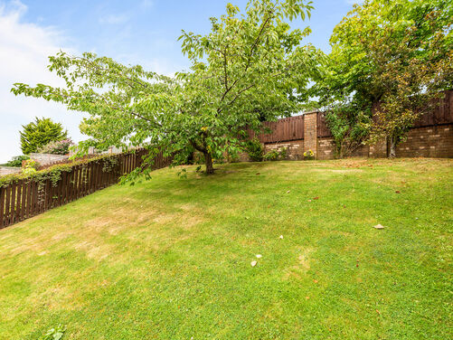 James Smith Avenue, Maddiston, FK2 0FP