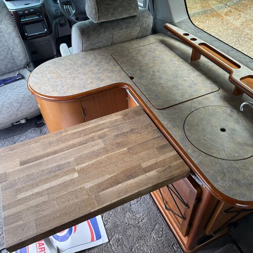 1999 Nissan Elgrand 3.2V6 Auto Camper Van 2 Berth