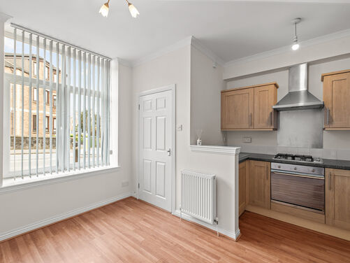 Flat 3, Kenmore House, Quarry Brae, Brightons, FK2 0SX