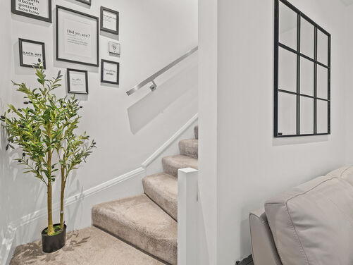 Hawley Road, Falkirk, FK1 1SW