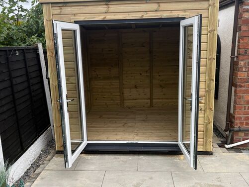 8x8 Pent Workshop/Home Office