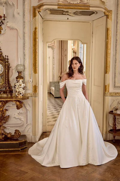 MiAmor Bridal | Bridal shop Birmingham  | Wedding Dresses Birmingham  | Mi Amor Bridal Sutton Coldfield  | Bridal shop Birmingham  | Wedding Dresses Birmingham  | Mi Amor Bridal Sutton Coldfield