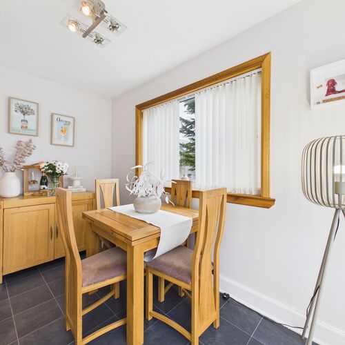 High Road, Stevenston