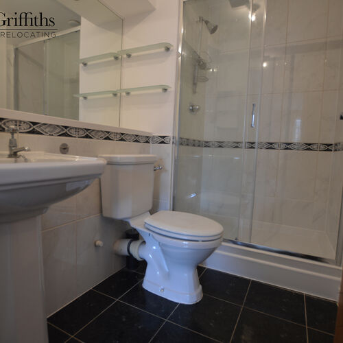 Renting in Cardiff - 3 Bedroom Duplex Penthouse Apartment, Cardiff Bay