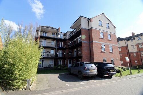 12 Beagle Close, LE4 5AR