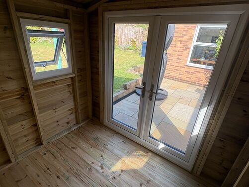 8x7 Apex Home Office / Bar / Work Shop