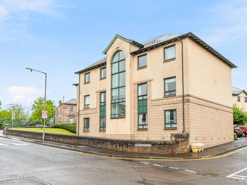 Colville Gardens, Alloa, FK10 1DU