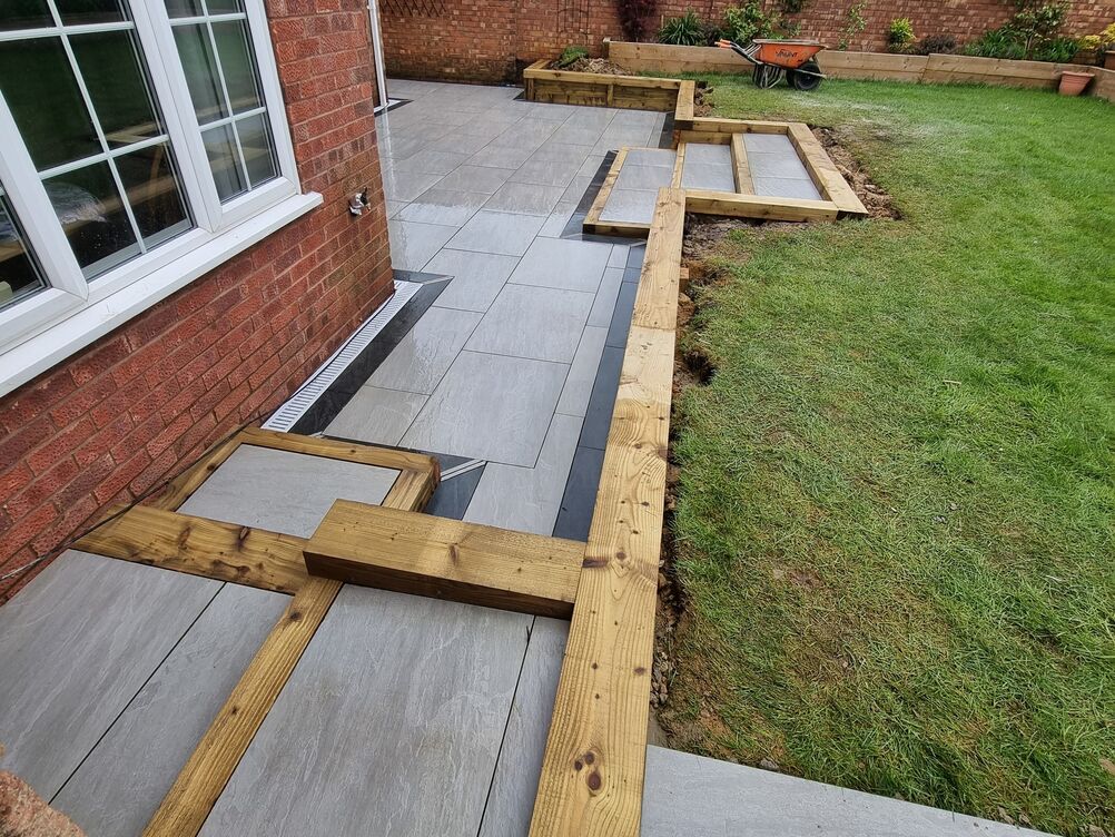 Gallery | Hd Landscaping | Landscape Gardening | Garden Maintenance Leighton Buzzard | Garden Design Bedfordshire