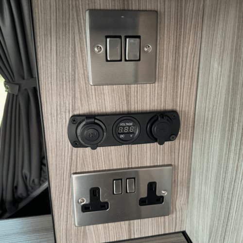 2014 Vauxhall Vivaro LWB CDTi Camper Van 4 Berth PRO Conversion