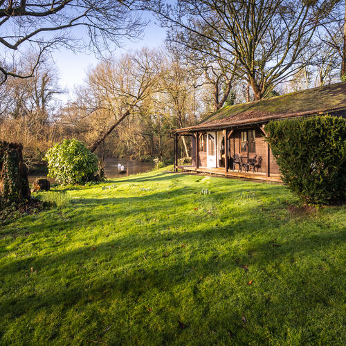 Little Tolpitts Lane, Watford WD18 9QG