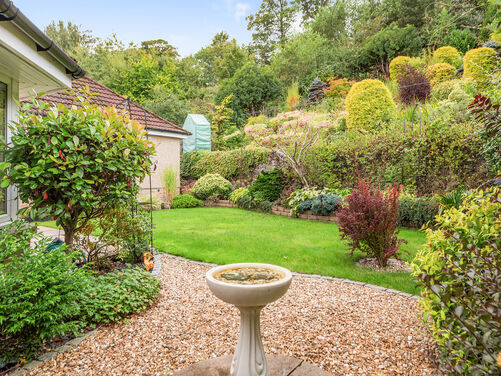 Sneddon Place, Airth, FK2 8GH