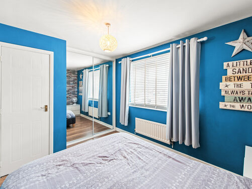 Auld Kirk Road, Tullibody, FK10 2TG