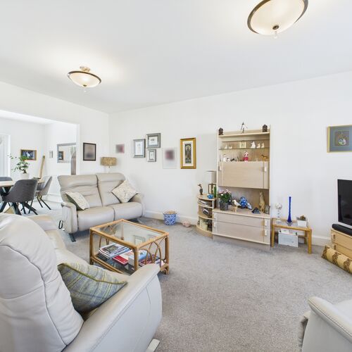 16 Martnaham Way, Alloway