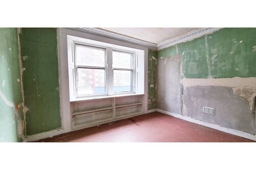 Shop Premises, 5 Gallowgate, Rothesay, Isle of Bute, PA20 0HR