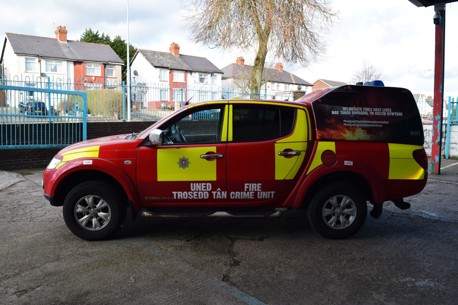 South Wales Fire - Mitsubishi L200