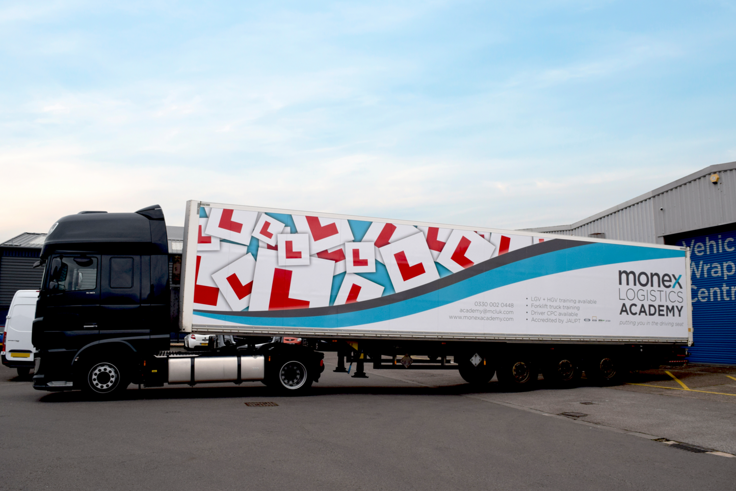 Monex Academy - 43ft Rigid Trailer 