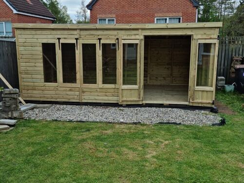 #SHP056 18x10 Pent Summer House