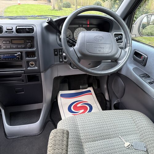 Wellhouse Toyota Granvia Luxury Camper Van 4 Berth - Automatic 4WD