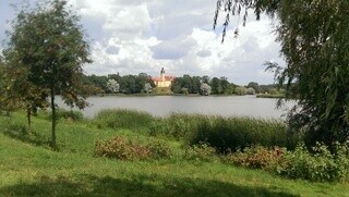 Mir and Njasvizh, former homes of the Radziwills