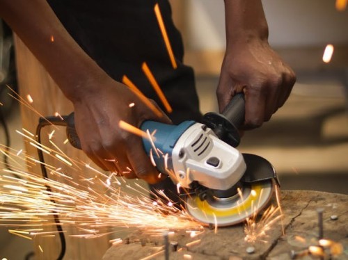 How to Stop Motor Brushes from Sparking?