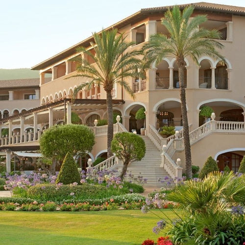 St. Regis Mardavall Mallorca Resort