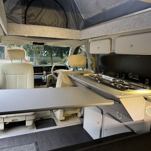 2005 Nissan Elgrand 2.5V6 Camper Van JAL Pro Conversion - 49732 Miles