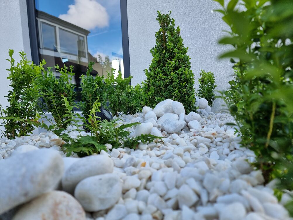 Gallery | Hd Landscaping | Landscape Gardening | Garden Maintenance Leighton Buzzard | Garden Design Bedfordshire