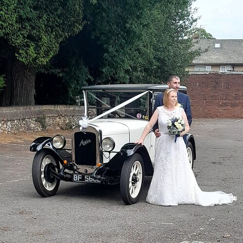 Gallery | Wedding Cars Harpenden, St Albans, Watford, Hemel Hempstead | Heritage Classic Cars