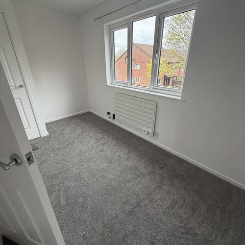 TWO MILE ASH - TWO BEDROOM HOUSE