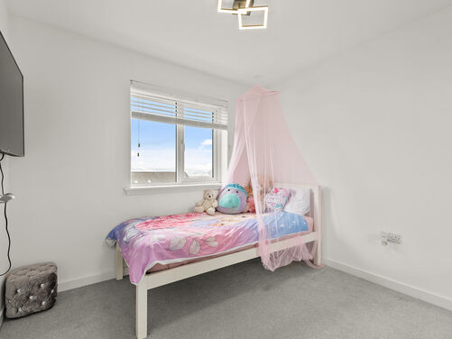 Middlerigg Avenue, Reddingmuirhead, FK2 0WG