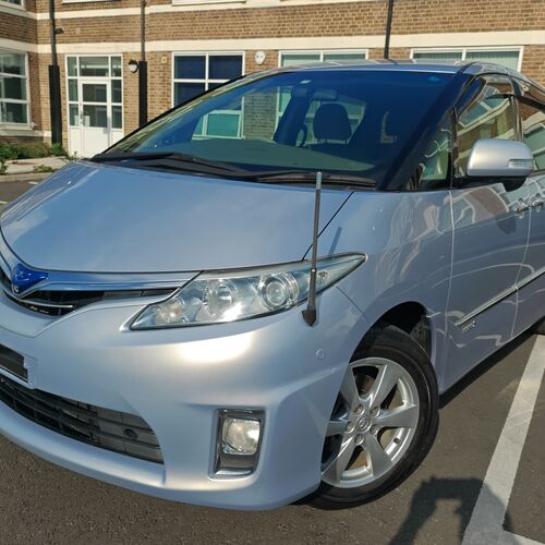 TOYOTA ESTIMA HYBRID E-FOUR