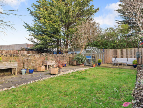 Russel Street, Falkirk, FK2 7HU