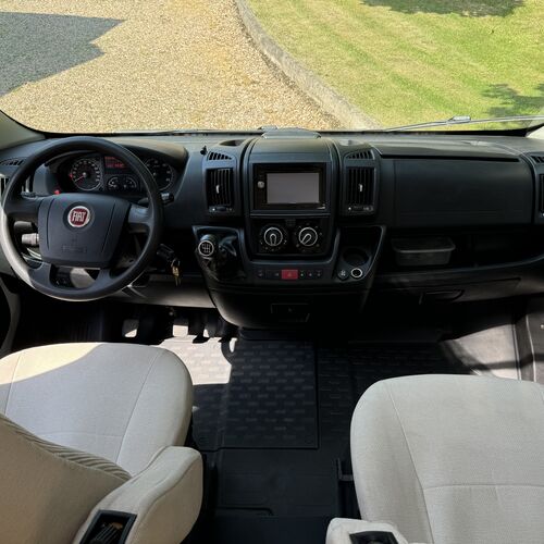 2013 Hymer C404 Motorhome LHD Fiat Ducato 3 Berth