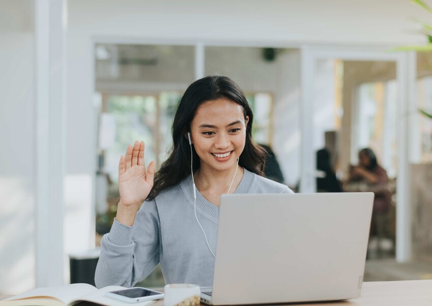 Remote vs Hybrid Work: Which is Right for Your IT Career