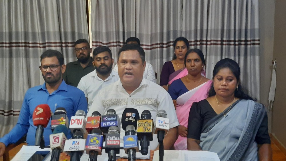 தமிழ் மக்கள் இனப் பிரச்சினைக்கு சமஸ்டி தீர்வே அவசியம் -ஜான்சன்