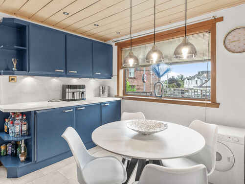 Kellie Place, Alloa, FK10 2DW