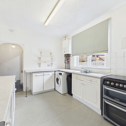 Eastern Avenue, Largs