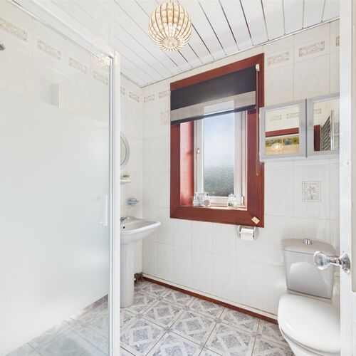 West Main Street, Darvel