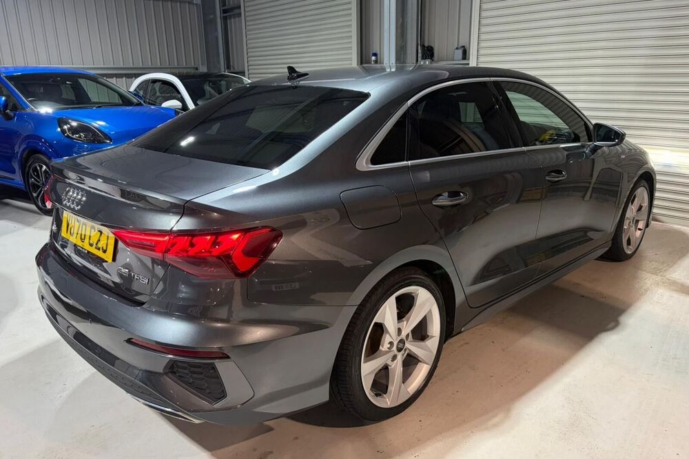 AUDI A3 35 TFSI S LINE S TRONIC