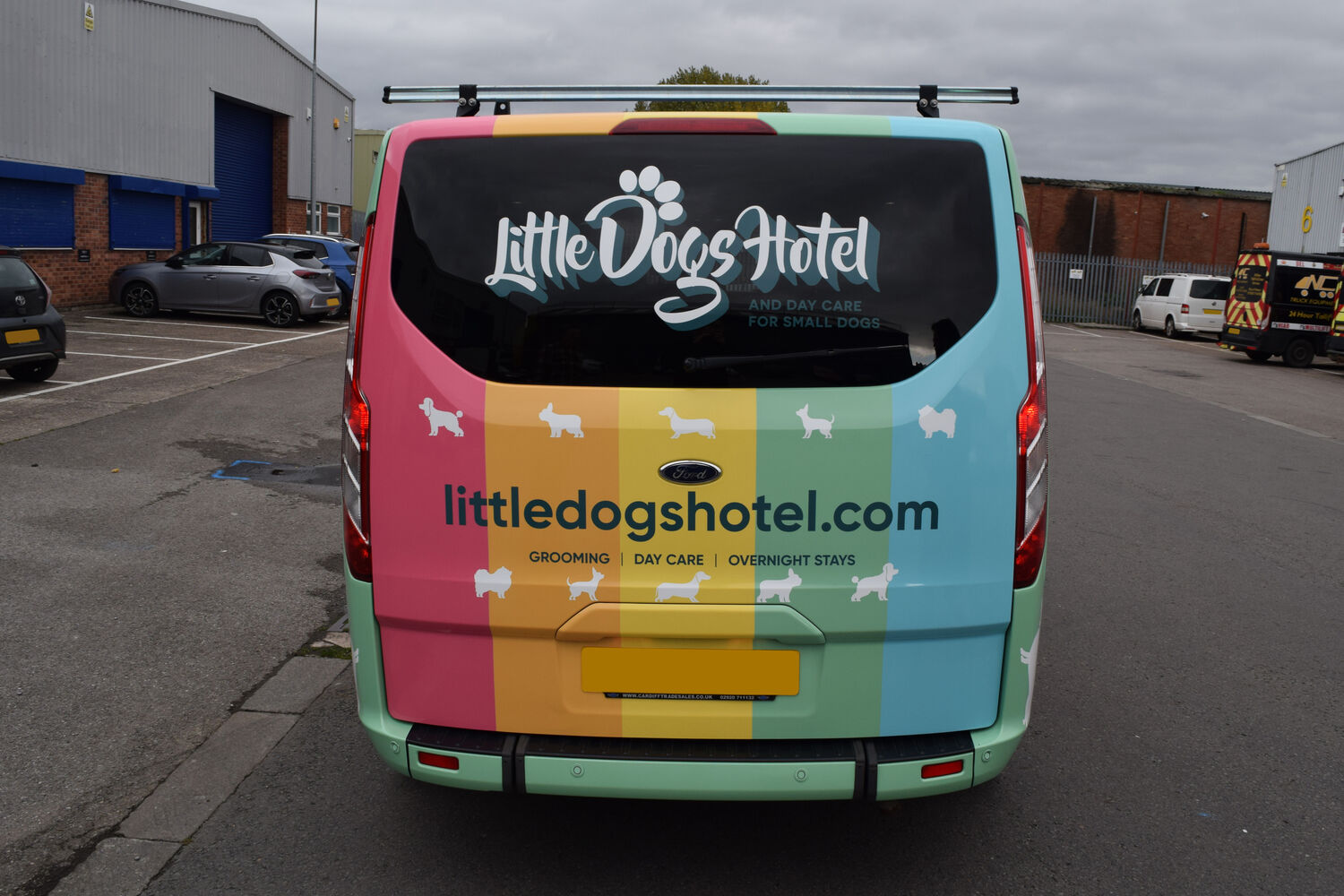 Little Dogs Hotel - Ford Transit Custom