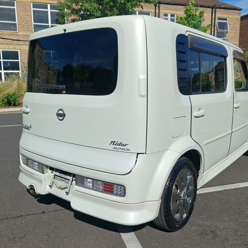 Nissan Cube3 - Rider AUTECH 2007