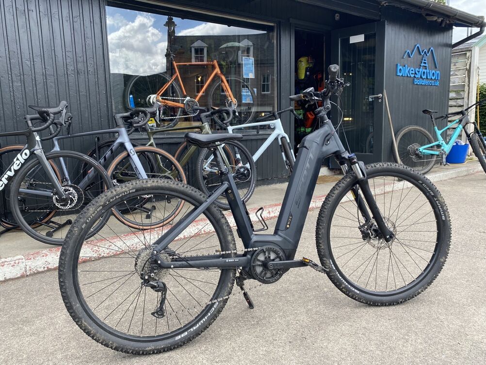 X Hire Scott sub cross eride 30 step thru