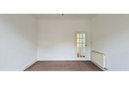 Upper Flat, Clan Villa, Bridge Street, Rothesay, Isle of Bute, PA20 0HQ