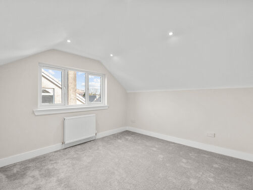 Auchinbaird, Sauchie, FK10 3HB