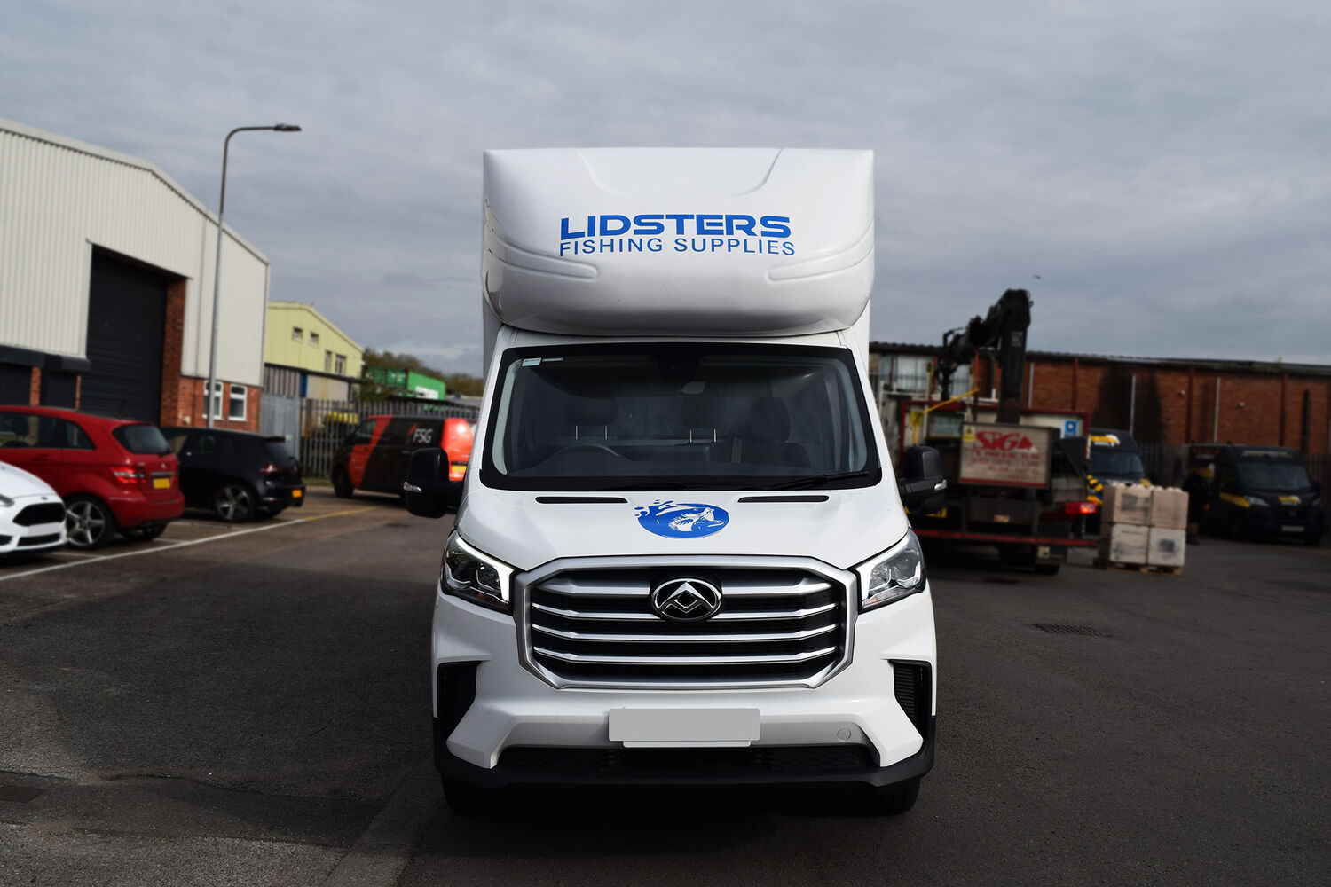 Lidster Fishing Supplies - Maxus Deliver 9 Luton Box Van