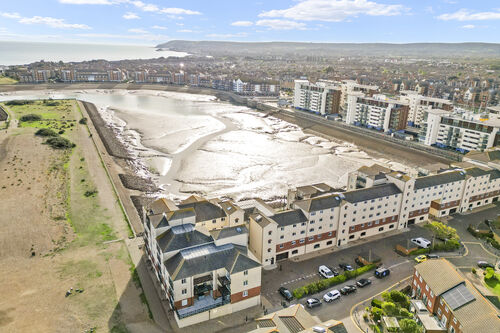 Macquarie Quay, Eastbourne