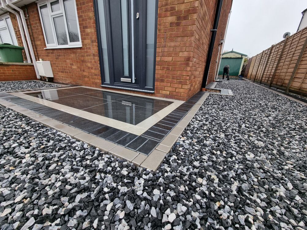 Gallery | Hd Landscaping | Landscape Gardening | Garden Maintenance Leighton Buzzard | Garden Design Bedfordshire