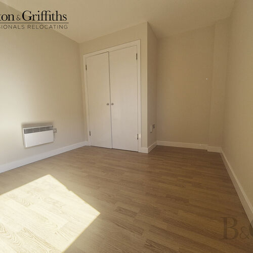 Renting in Cardiff - 2 Bedroom Apartment, Cardiff Bay- Unfurnished