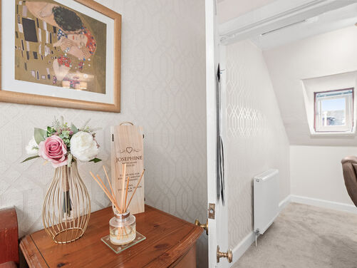 Russel Street, Falkirk, FK2 7HU