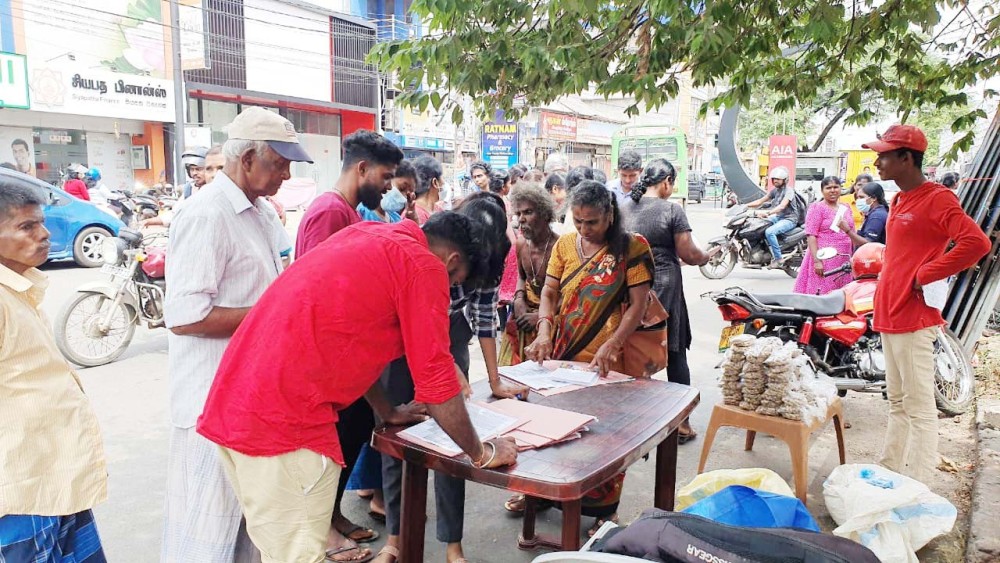 வழங்கிய வாக்குறுதிகளை நிறைவேற்ற சட்டம் தேவை